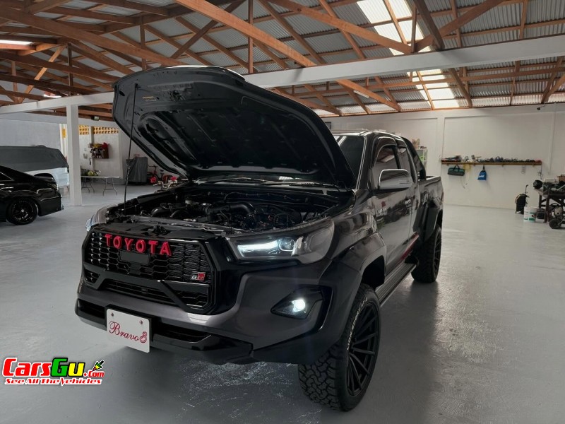 2015 Toyota Hilux image5