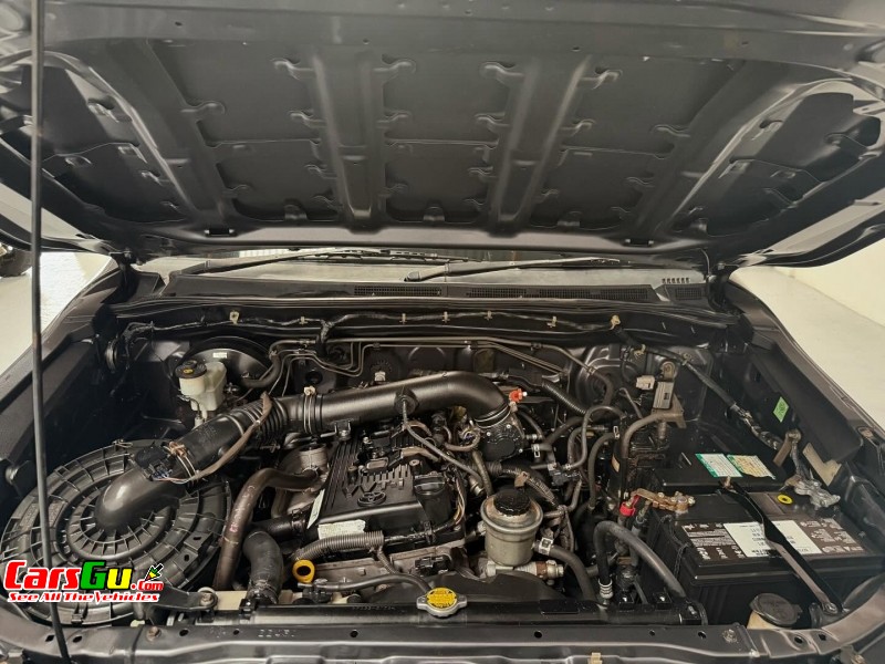 2015 Toyota Hilux image10