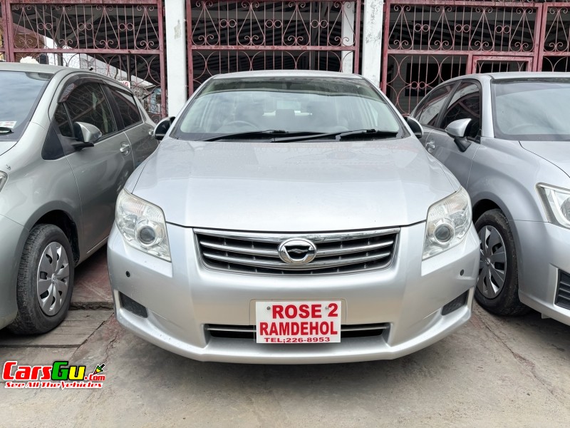 2010 Toyota Axio image5