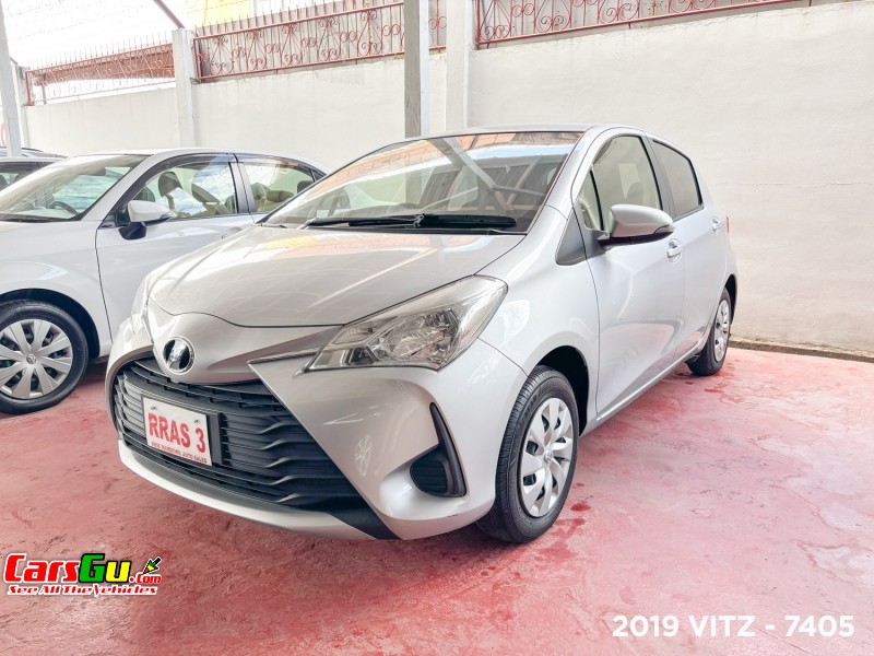 2019 Toyota Vitz image2