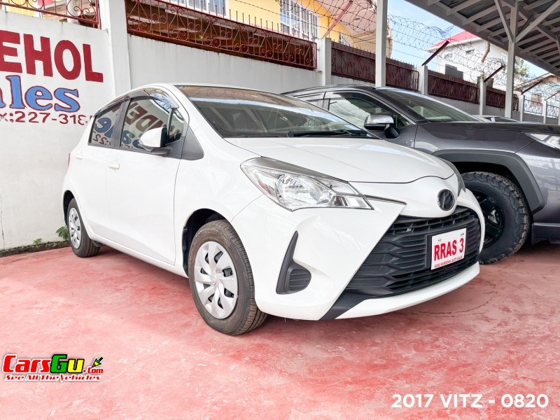 2019 Toyota Vitz image3