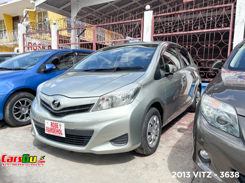 2019 Toyota Vitz image5