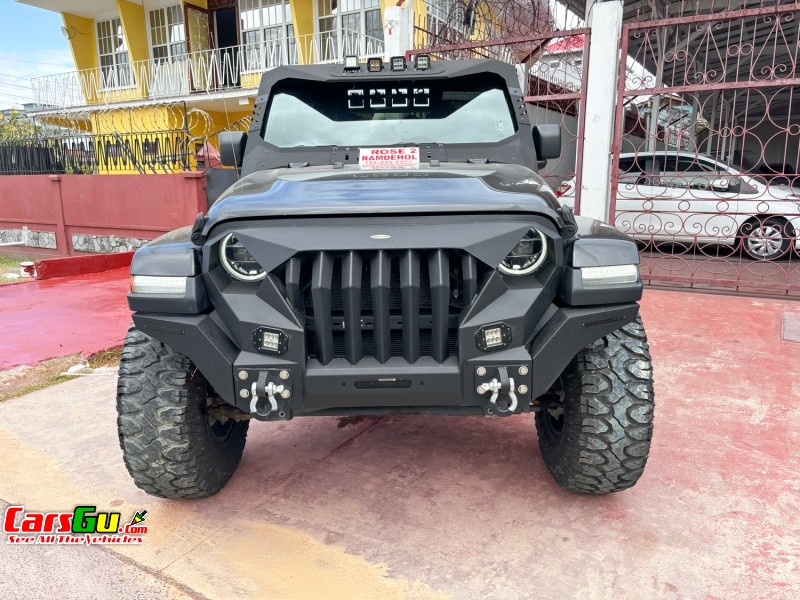 2019 Jeep Wrangler image6
