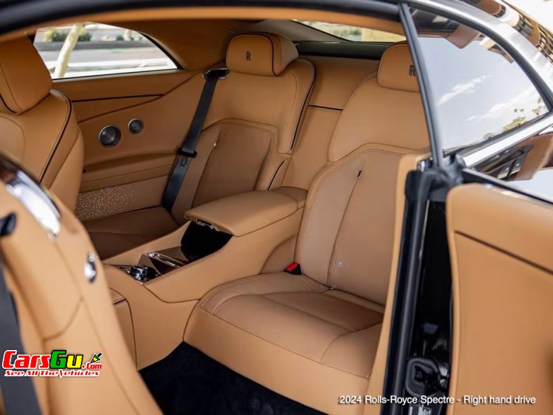 2024 Rolls-royce Spectre image3