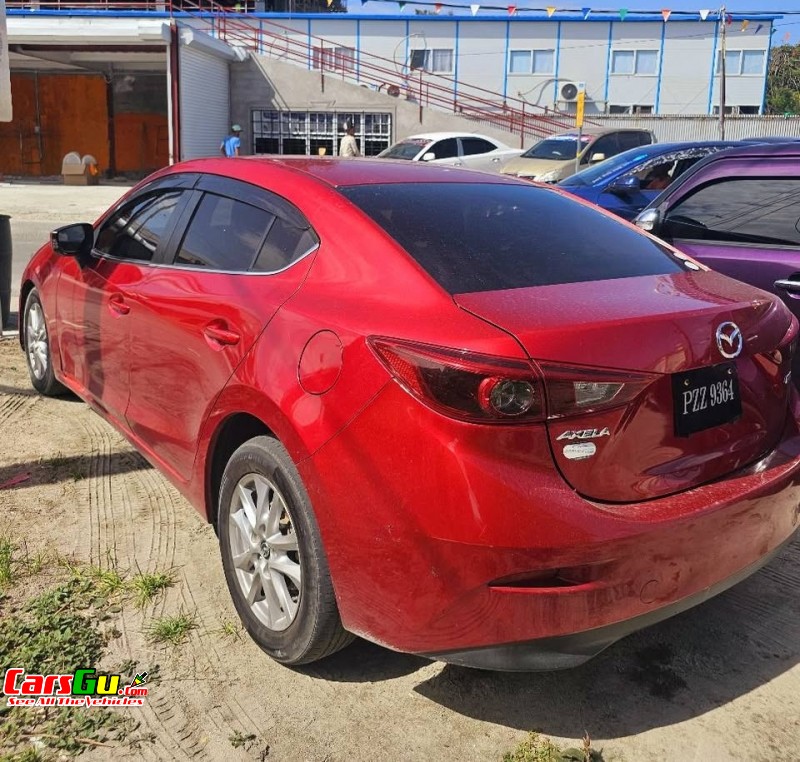 2015 Mazda AXELA image2
