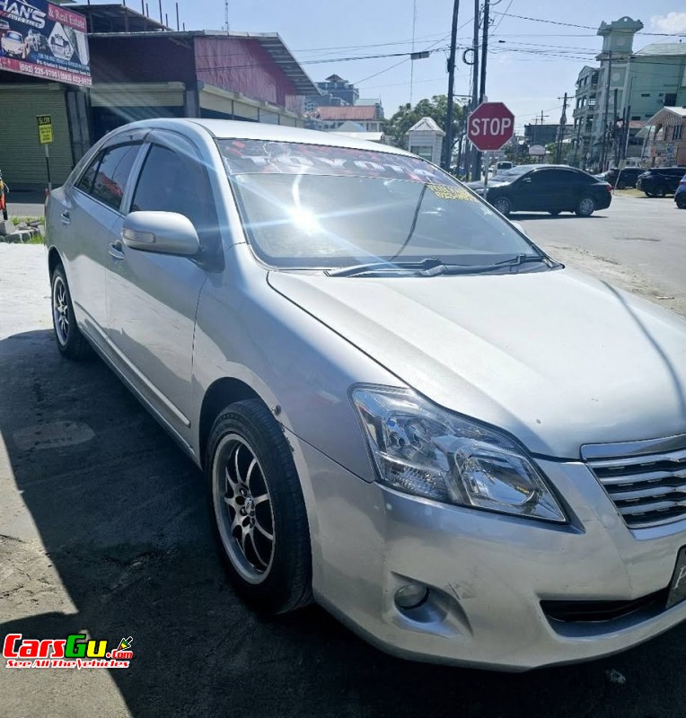 2015 Toyota Premio image4