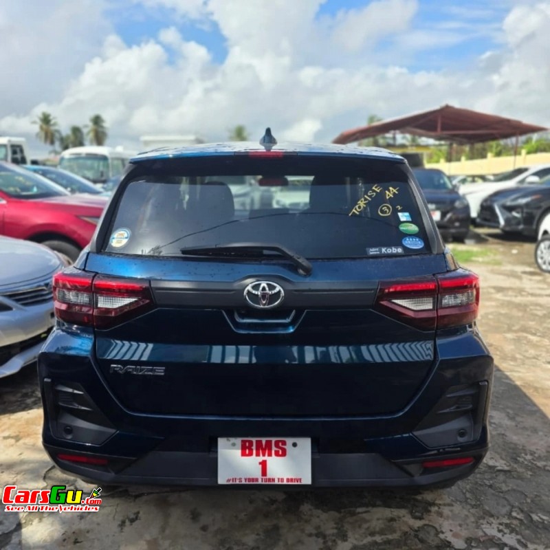 2020 Toyota RAIZE image2