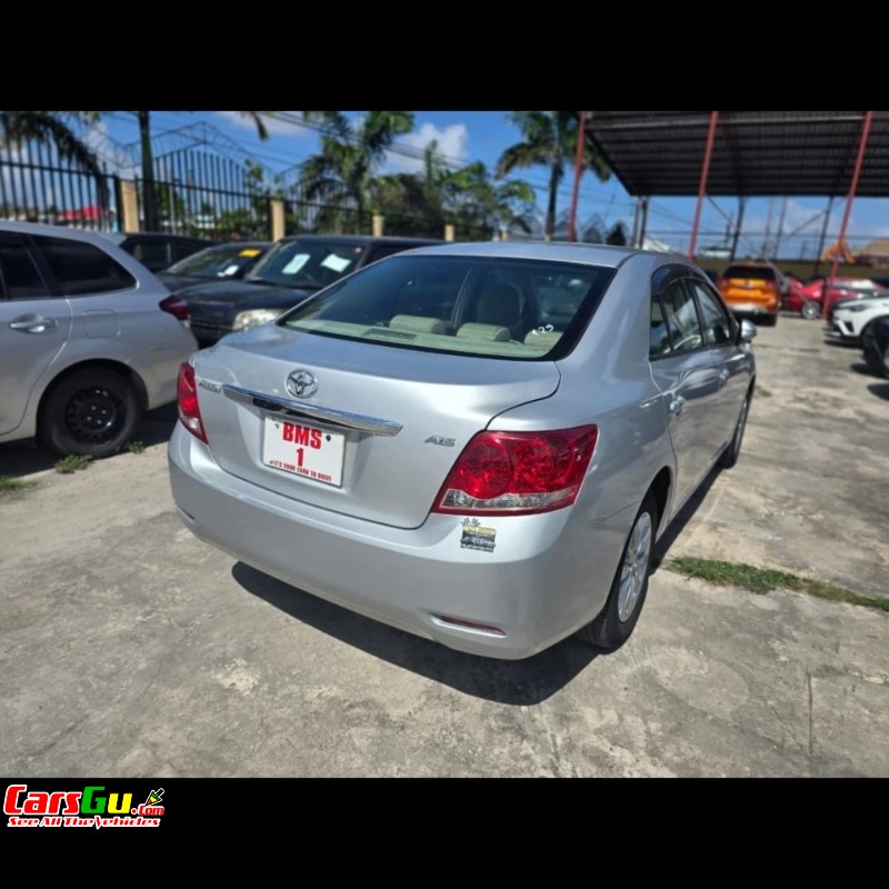 2010 Toyota Allion image3