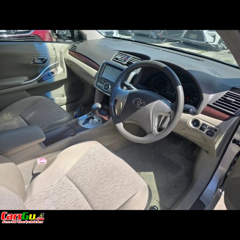 2010 Toyota Allion image5