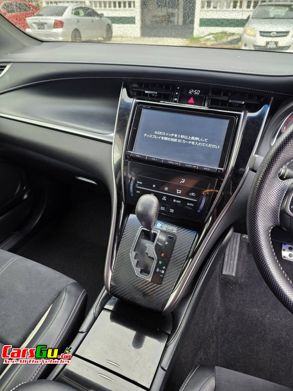 2015 Toyota Harrier G Sport  Edition image9