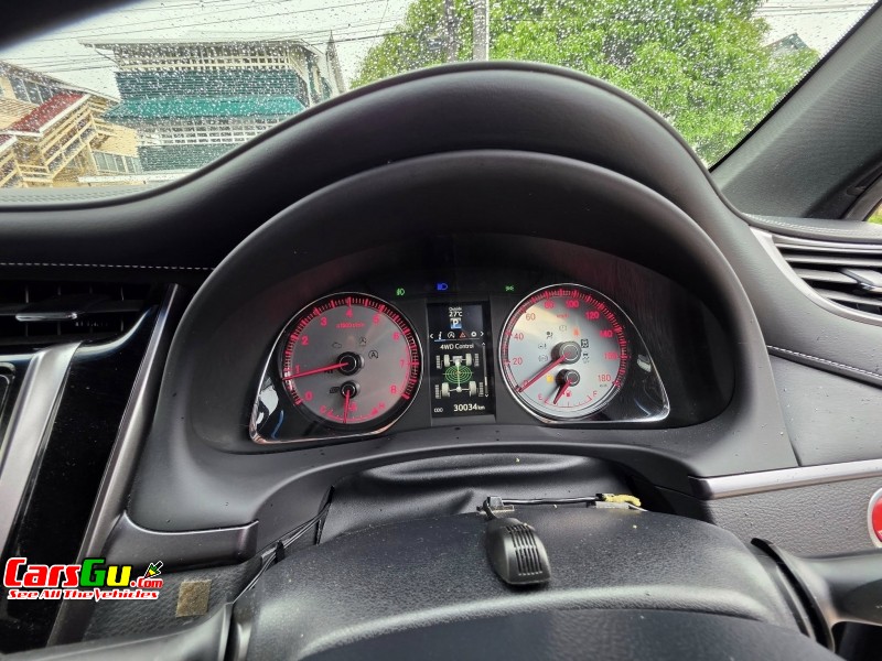 2015 Toyota Harrier G Sport  Edition image21