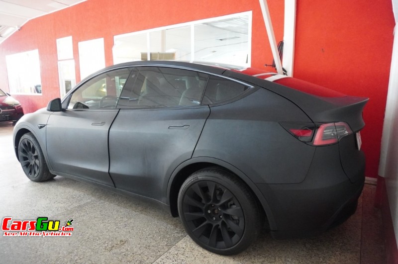 2022 Tesla Model Y image2