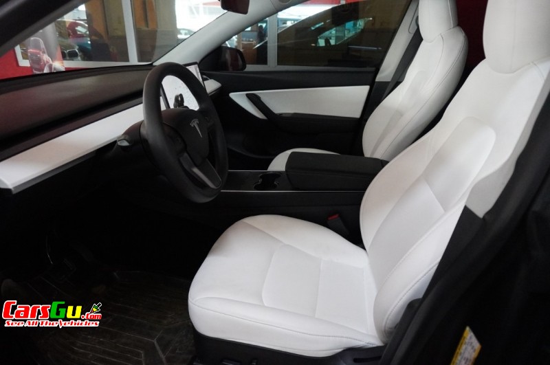 2022 Tesla Model Y image4