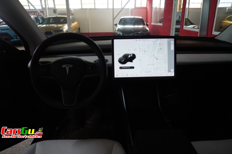 2022 Tesla Model Y image7
