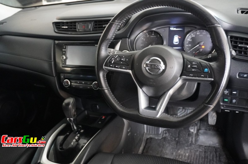 2017 Nissan X-Trail image5