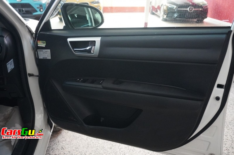 2015 Toyota Axio image3