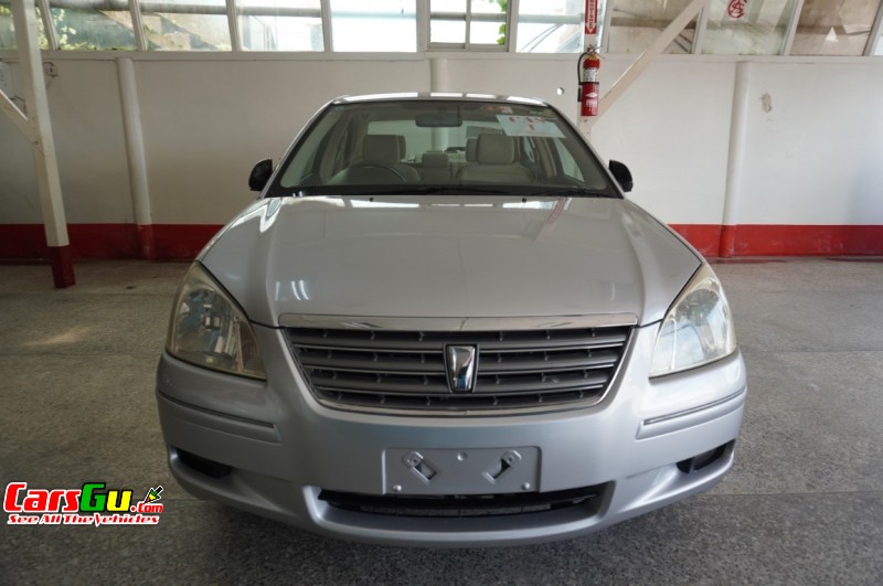 2006 Toyota Premio image1