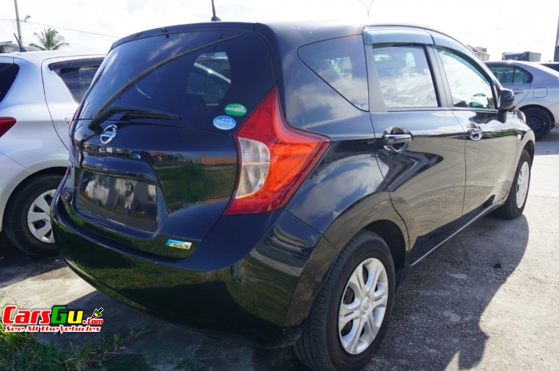 2012 Nissan Note image3
