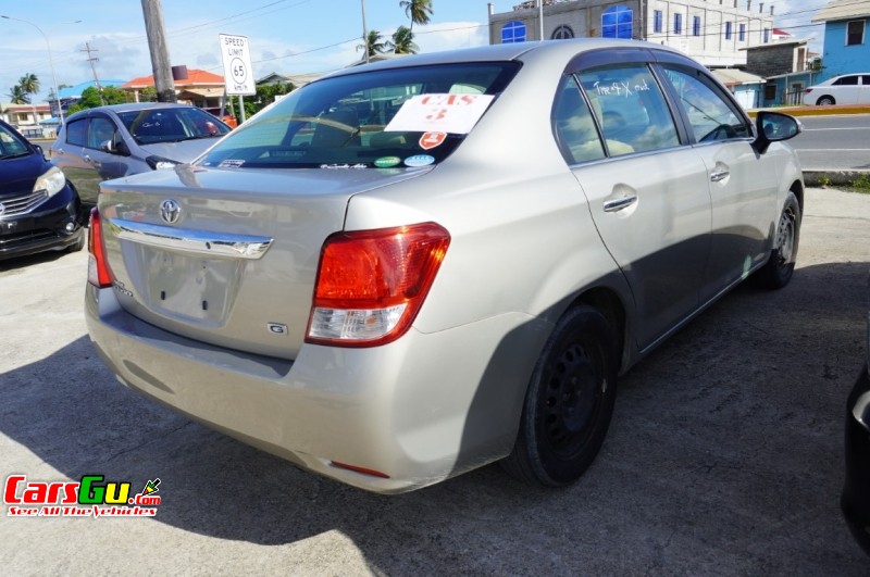 2013 Toyota Axio image3