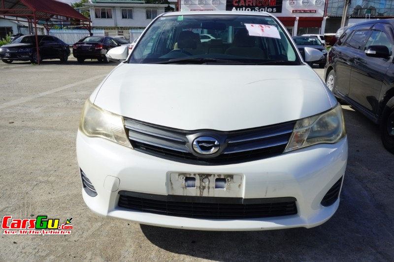 2013 Toyota Axio image2
