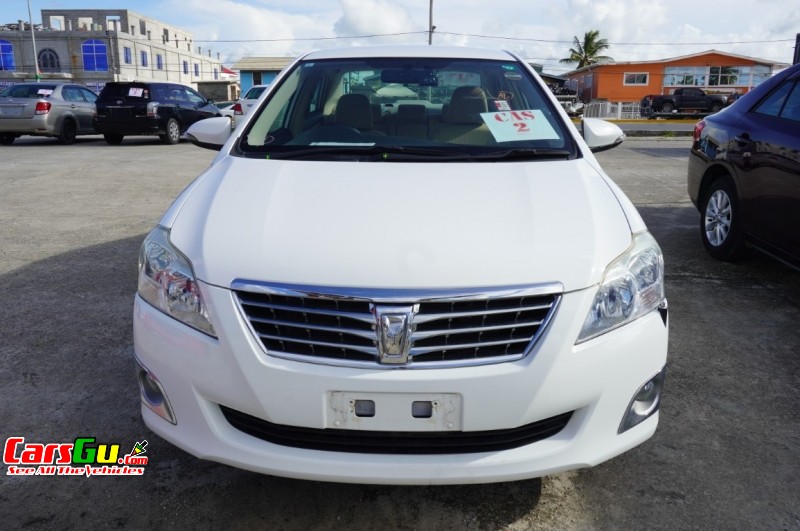 2013 Toyota Premio image5