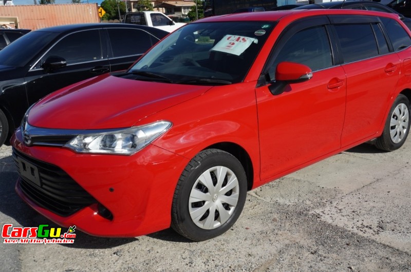2015 Toyota Fielder image2
