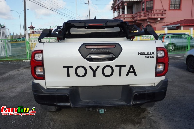 2023 Toyota Hilux image4
