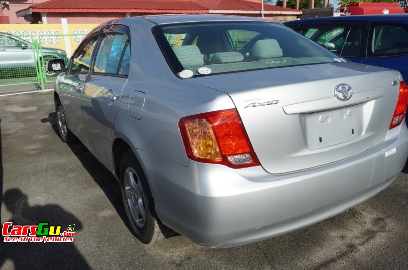 2008 Toyota Axio image5