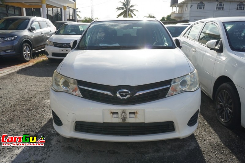 2012 Toyota Fielder image2