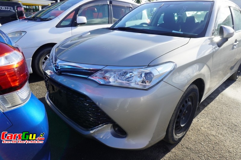2015 Toyota Axio image5