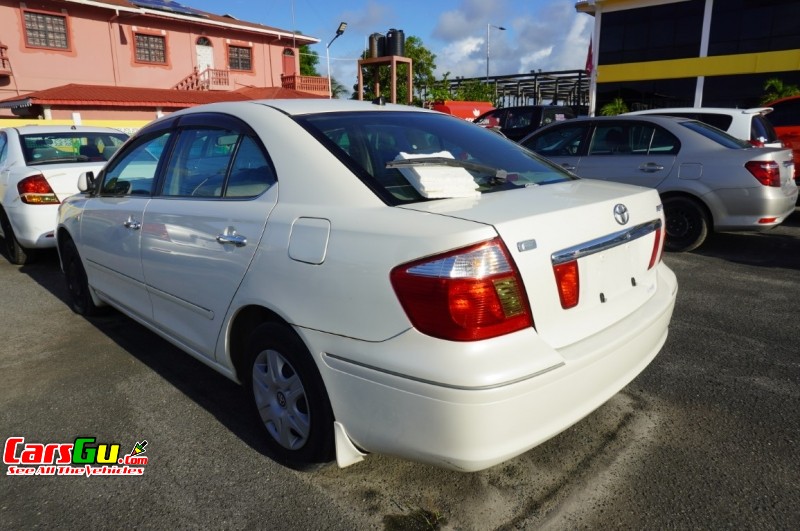 2002 Toyota Premio image4