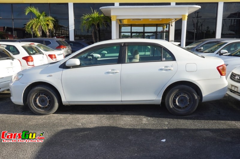 2008 Toyota Axio image1