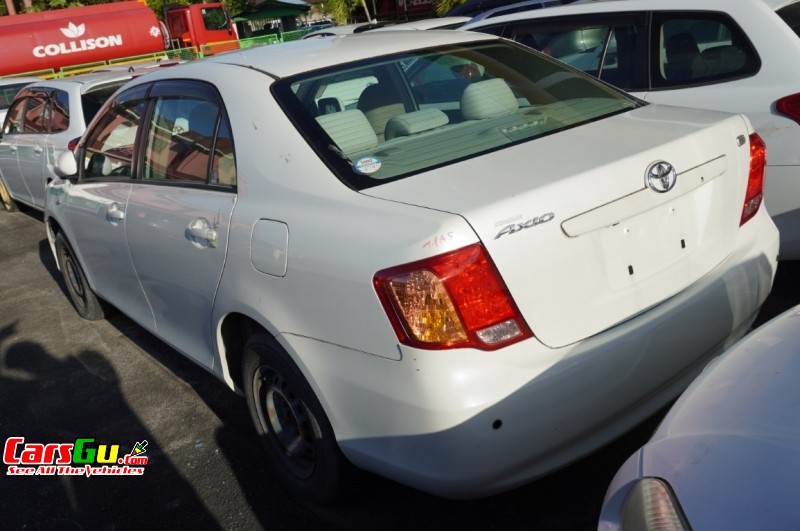 2008 Toyota Axio image2