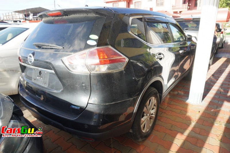 2016 Nissan X-Trail image3
