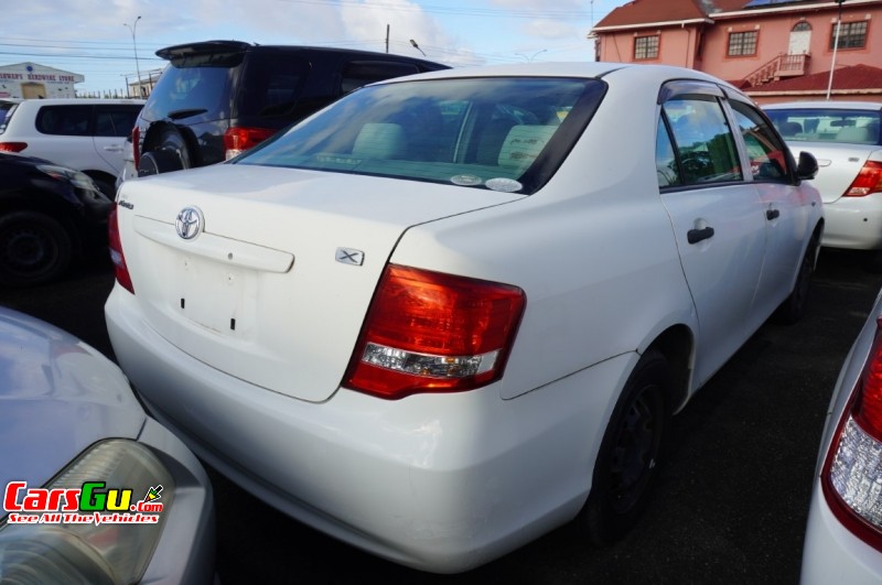 2008 Toyota Axio image1