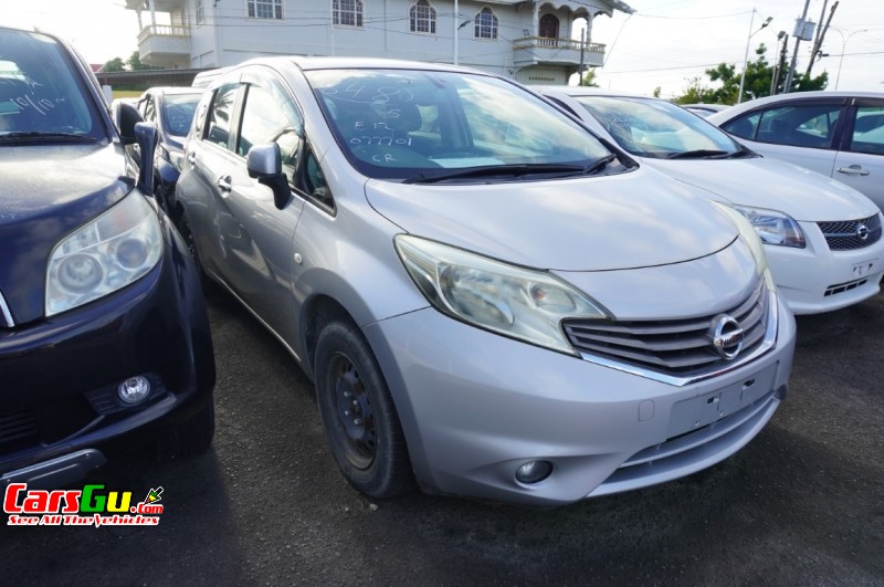 2012 Nissan Note image1