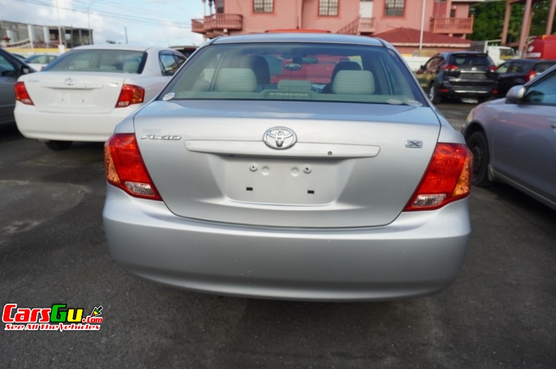 2002 Toyota Axio image3