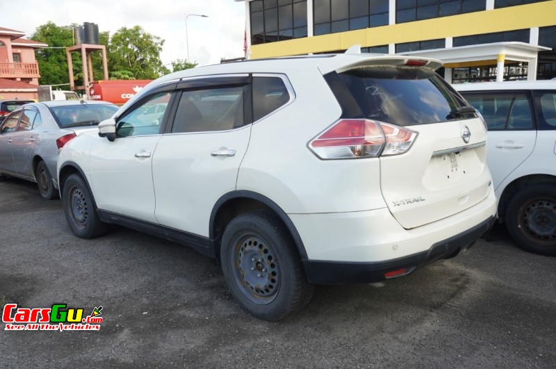 2016 Nissan X-Trail image1