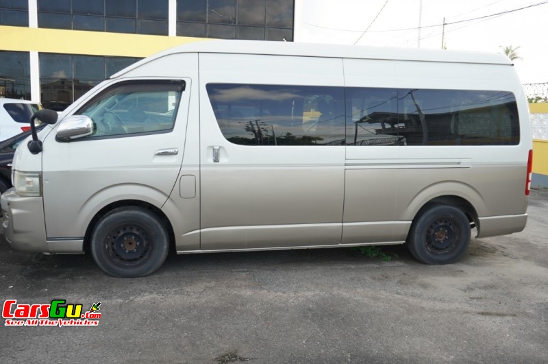 2008 Toyota Hiace image1