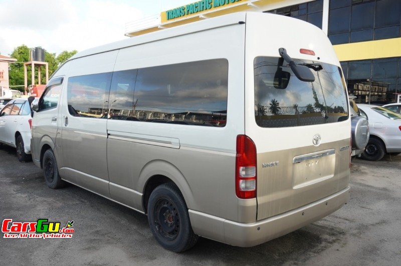 2008 Toyota Hiace image2