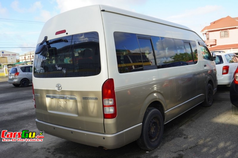 2008 Toyota Hiace image4