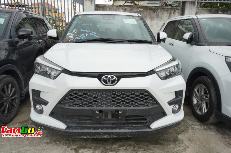 2019 Toyota Raize image1