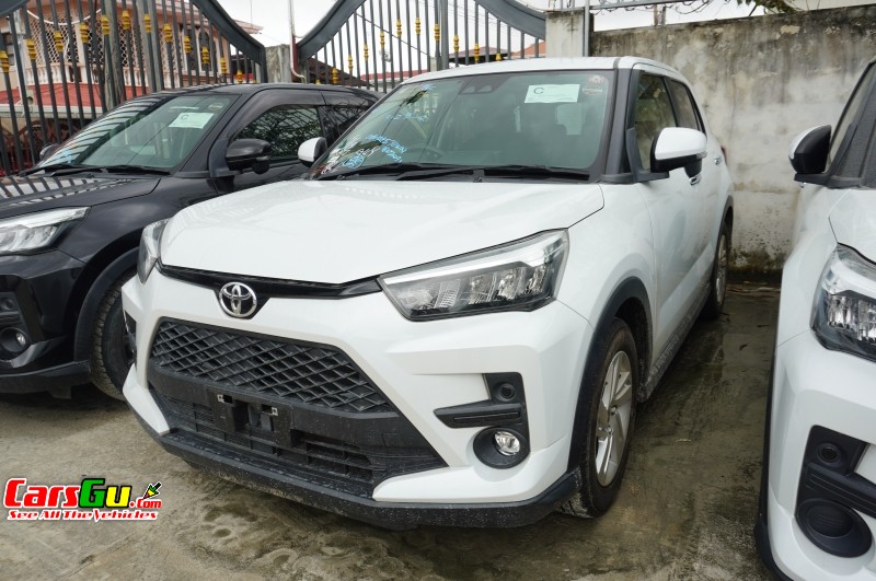 2019 Toyota Raize image2