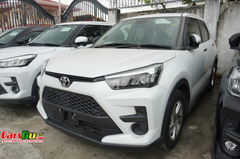 2019 Toyota Raize image2