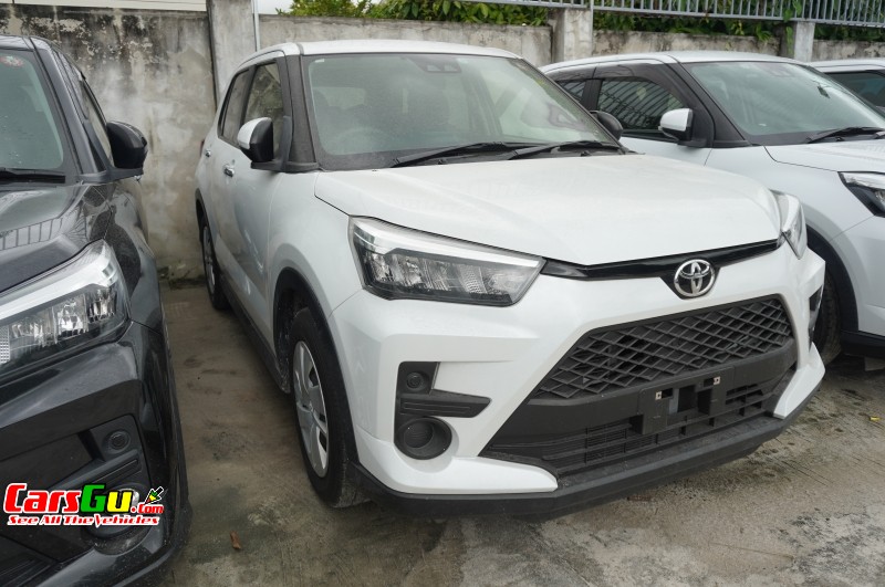 2020 Toyota Raize image2