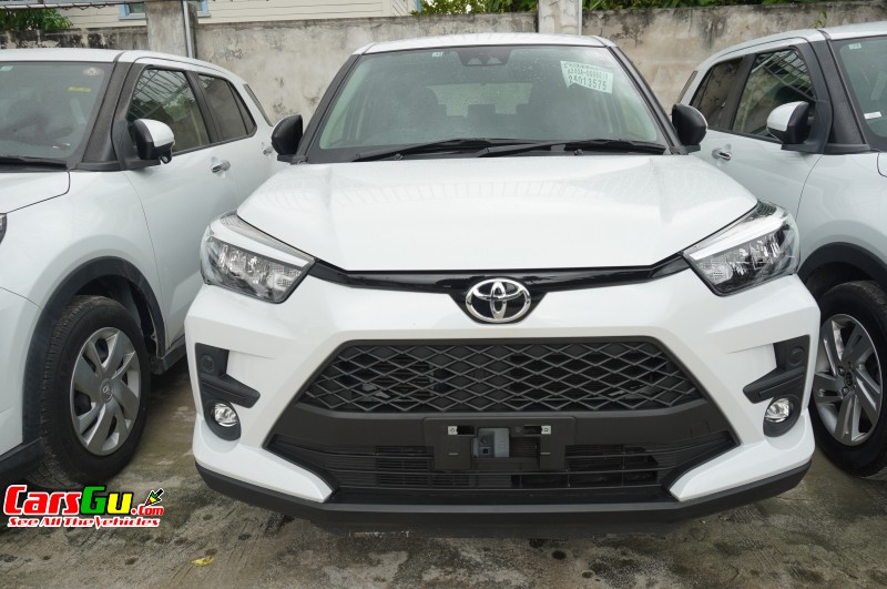 2020 Toyota Raize image1