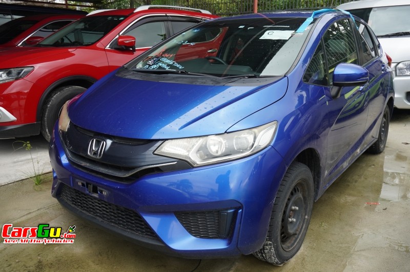 2015 Honda Fit image1