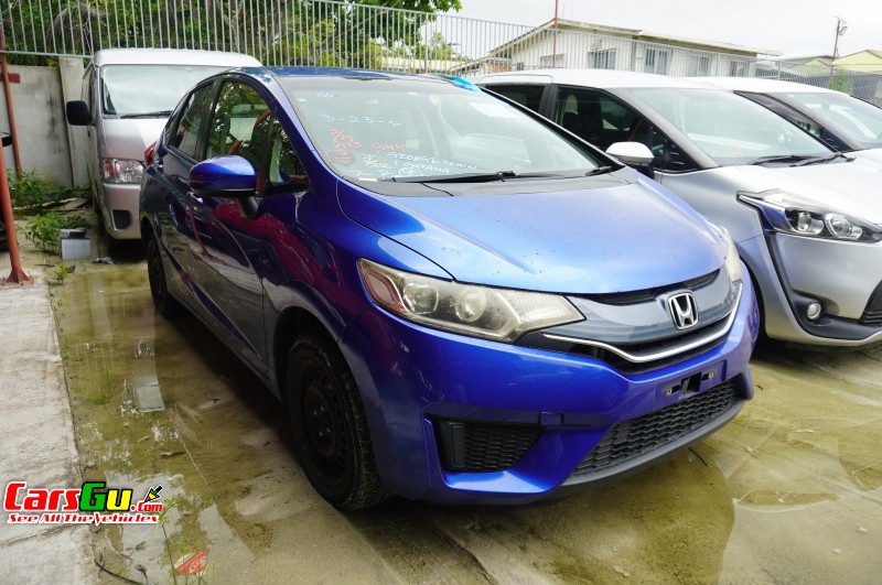 2015 Honda Fit image2