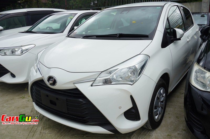2019 Toyota Vitz image2