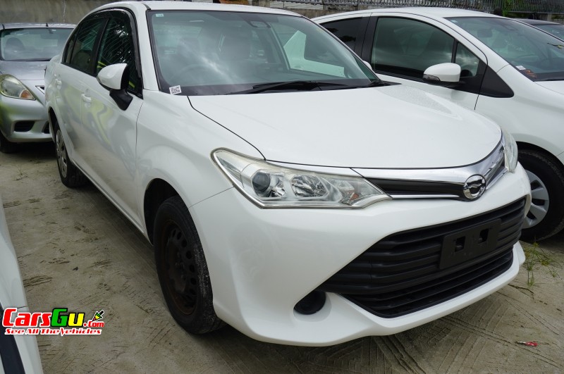 2014 Toyota Axio image2